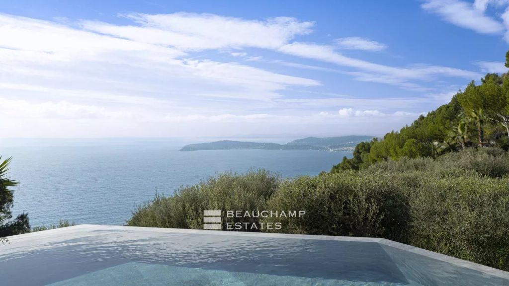 Beautiful villa in neo-provencal style 2 minutes from Monaco