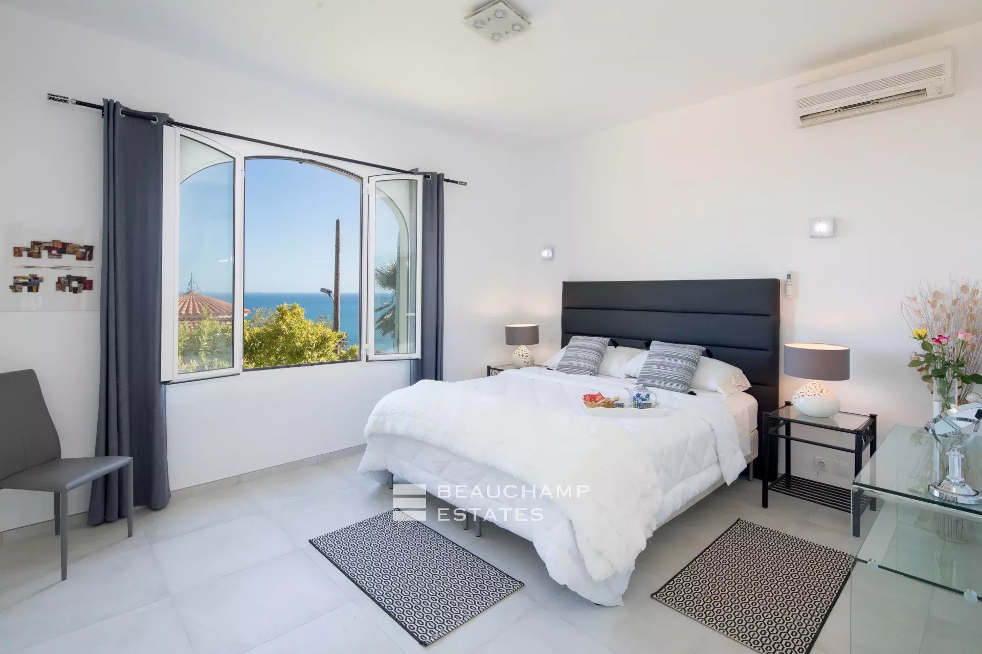 Charmante villa provençale de 5 chambres à Eze Beautiful villa with 5 rooms in Eze