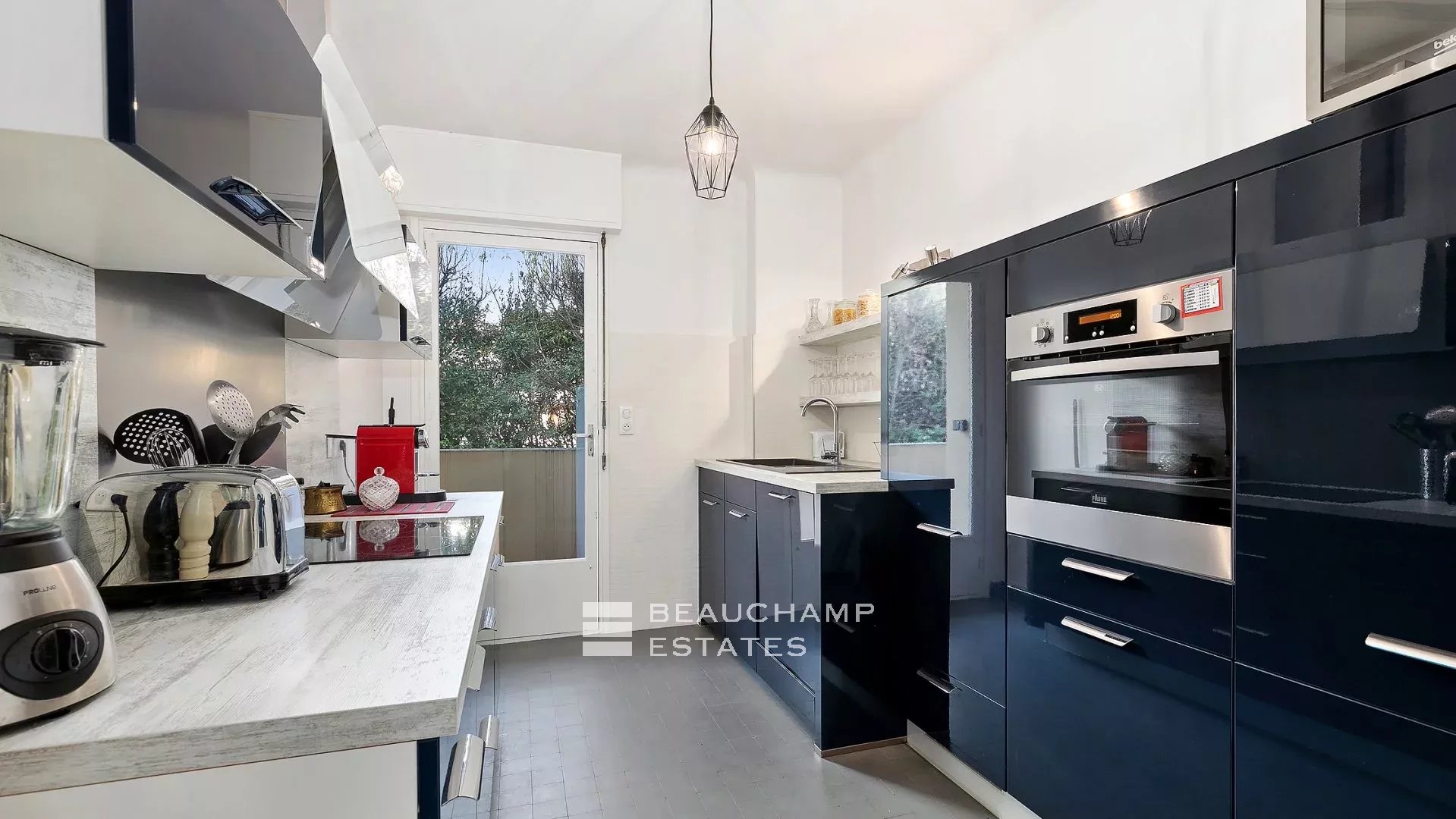 Cannes – 2 bedrooms apartment Cannes – 2 bedrooms apartment