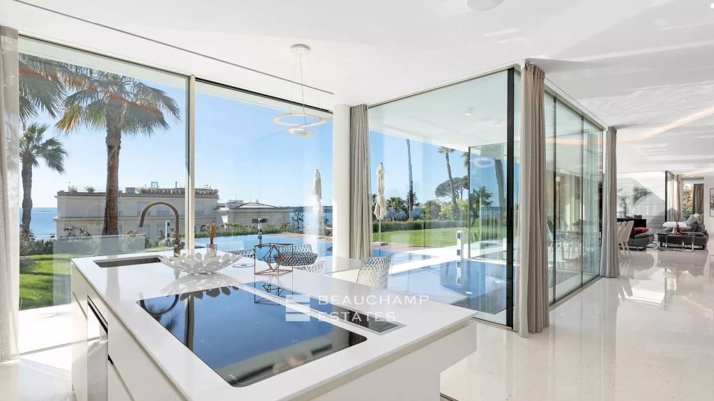 Cannes Californie Contemporary 5-bedrooms villa