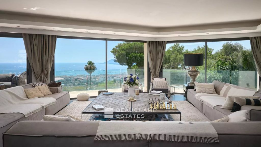 Cannes Californie Contemporary 6 Bedroom Villa