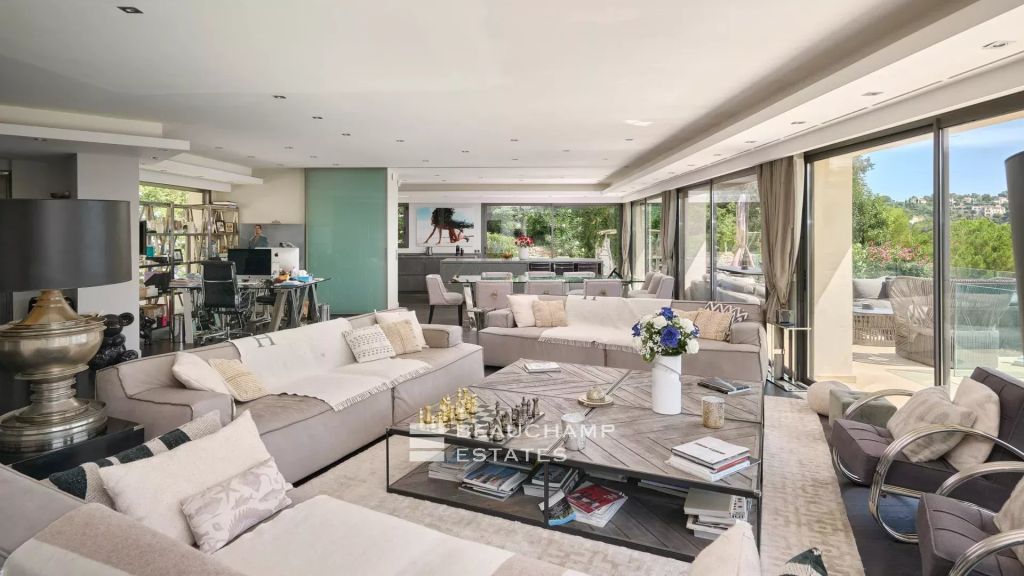 Cannes Californie Contemporary 6 Bedroom Villa