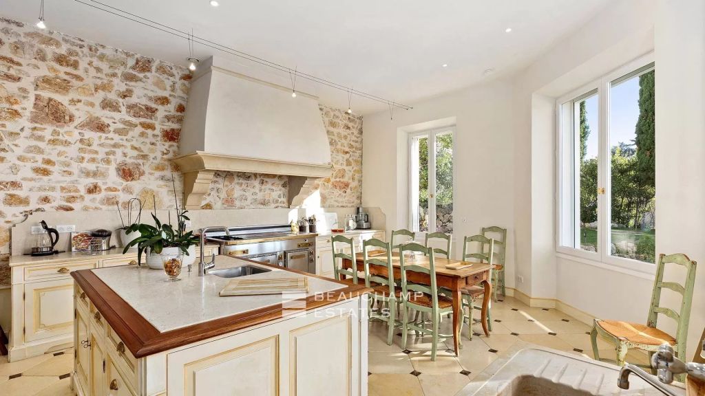 Cannes Californie Contemporary 9-bedroom villa