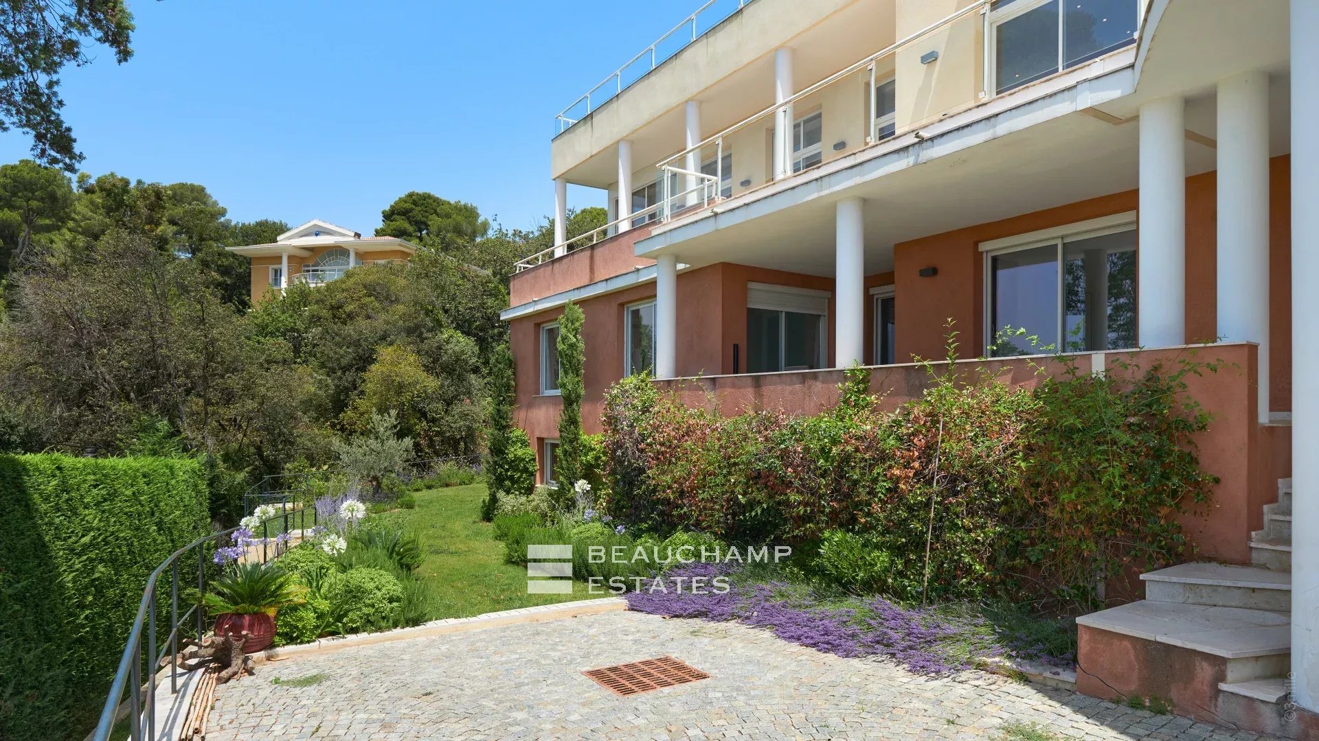 Cannes Californie Modern Villa with 8 bedrooms Cannes Californie Modern Villa with 8 bedrooms