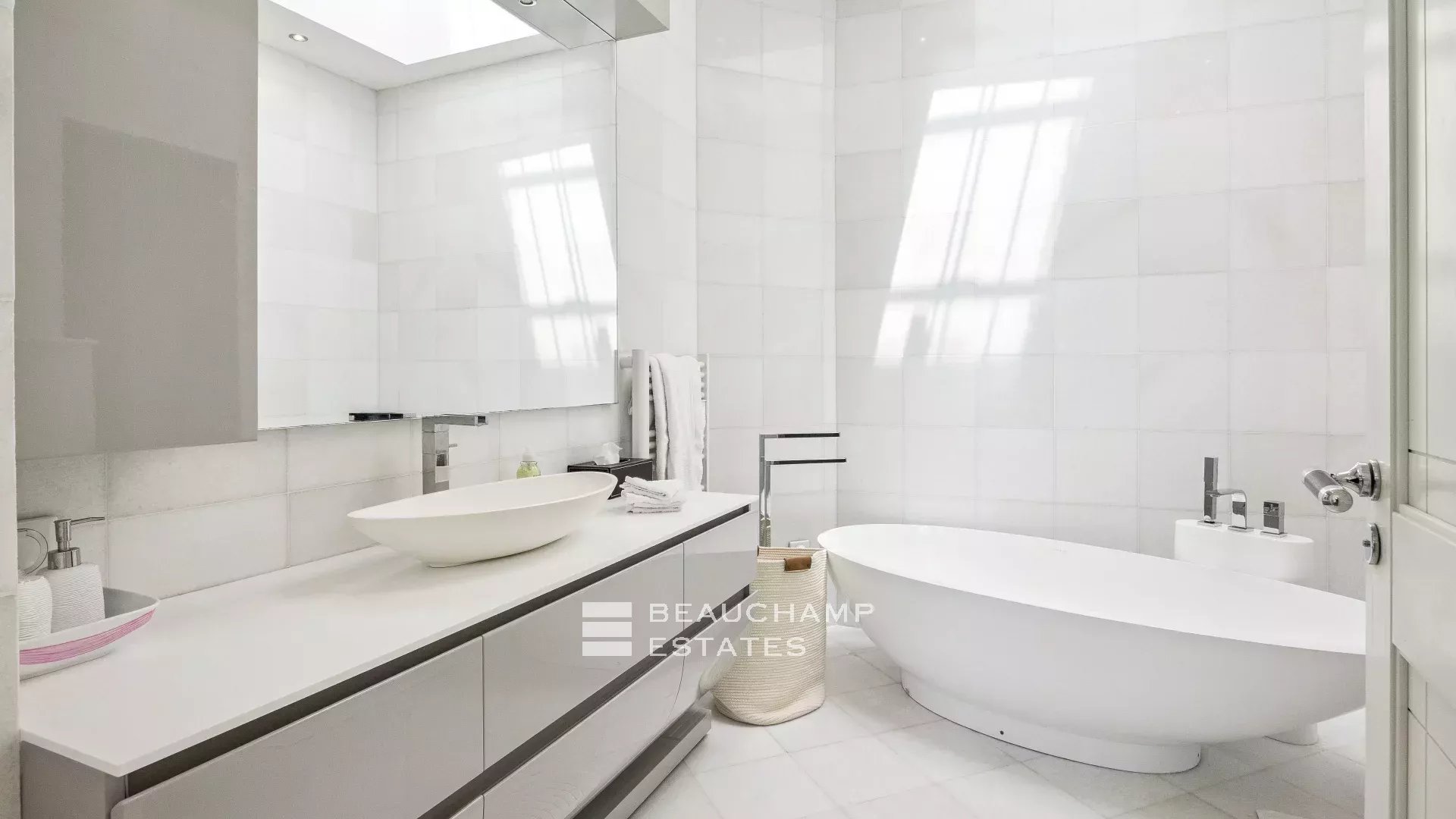 Cannes Californie Modern Villa with 8 bedrooms Cannes Californie Modern Villa with 8 bedrooms