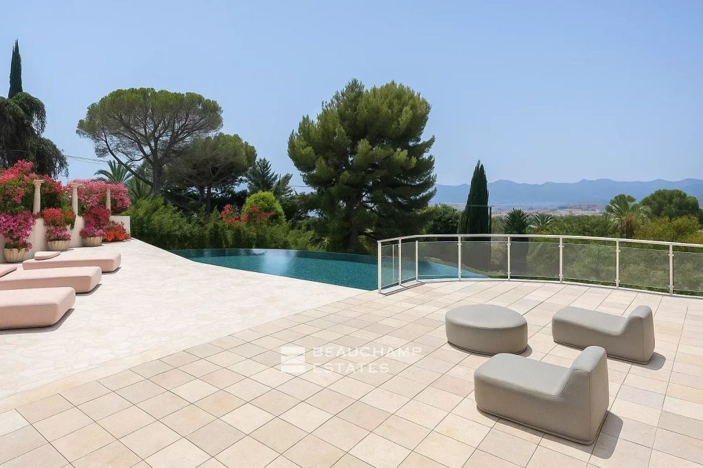 Cannes Californie Modern Villa with 8 bedrooms