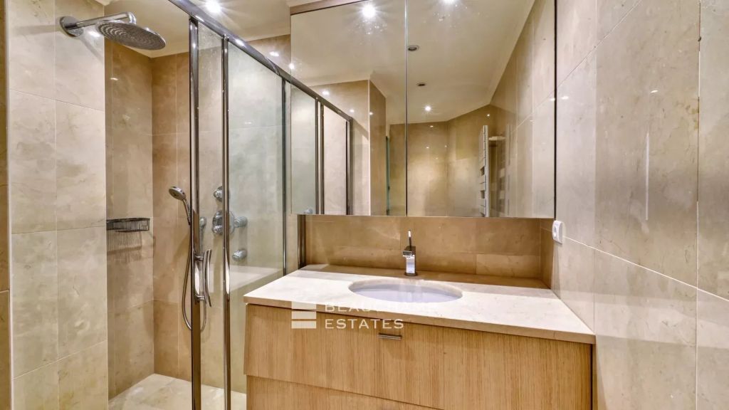 Cannes Californie – penthouse with panoramic sea view