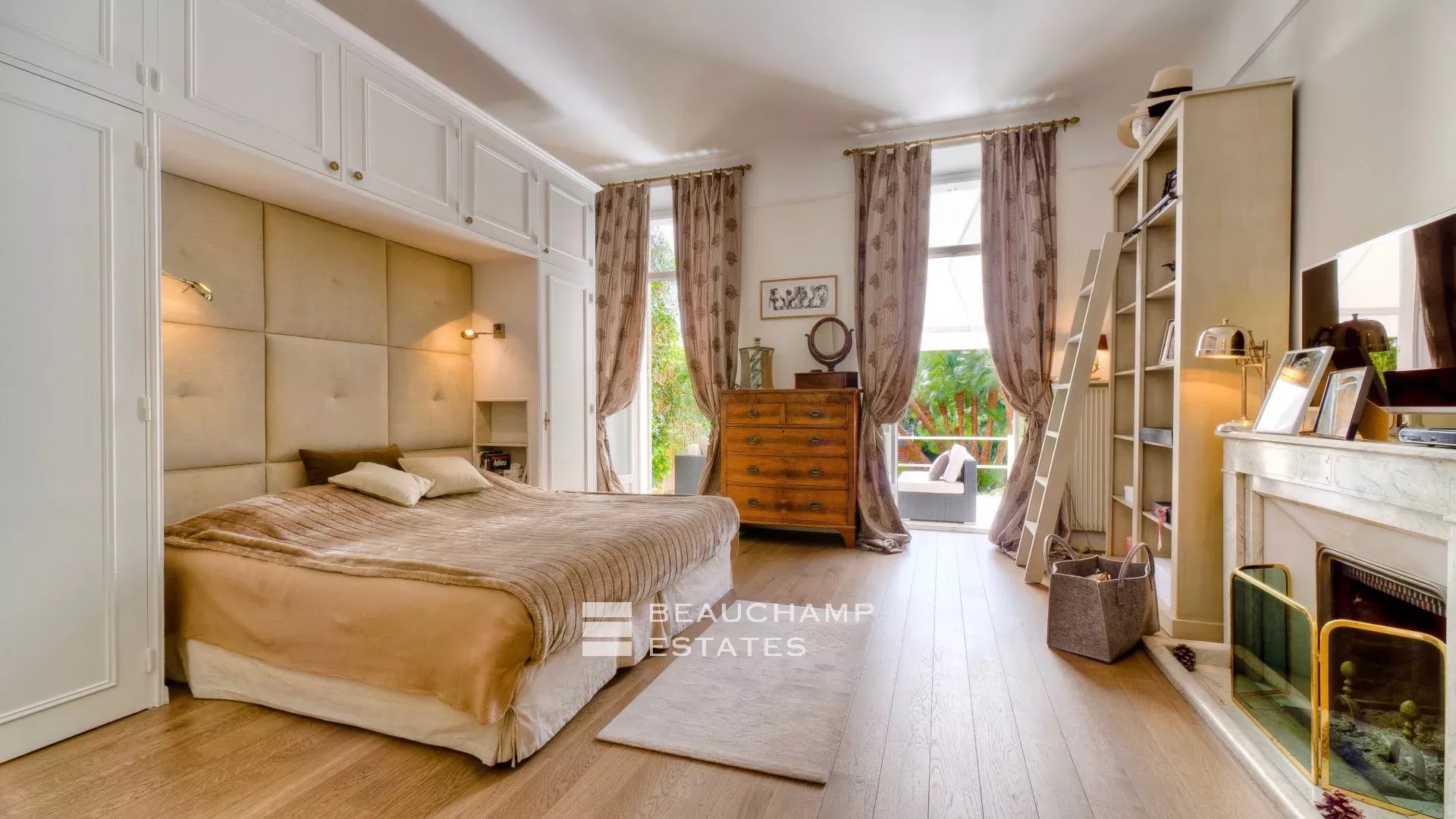 Cannes Californie – Superbe appartement avec jardin Cannes Californie – Stunning apartment with garden