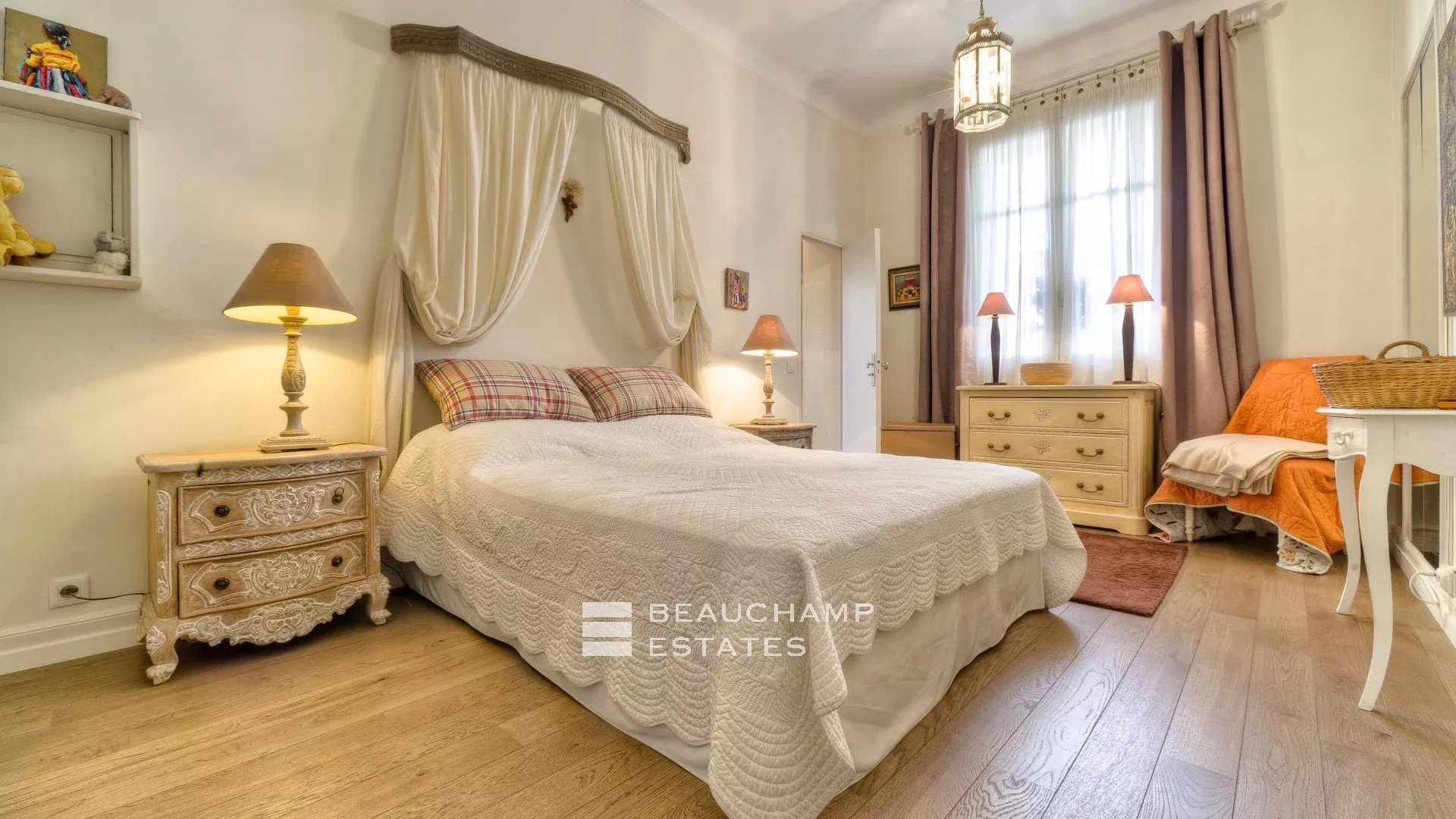 Cannes Californie – Superbe appartement avec jardin Cannes Californie – Stunning apartment with garden