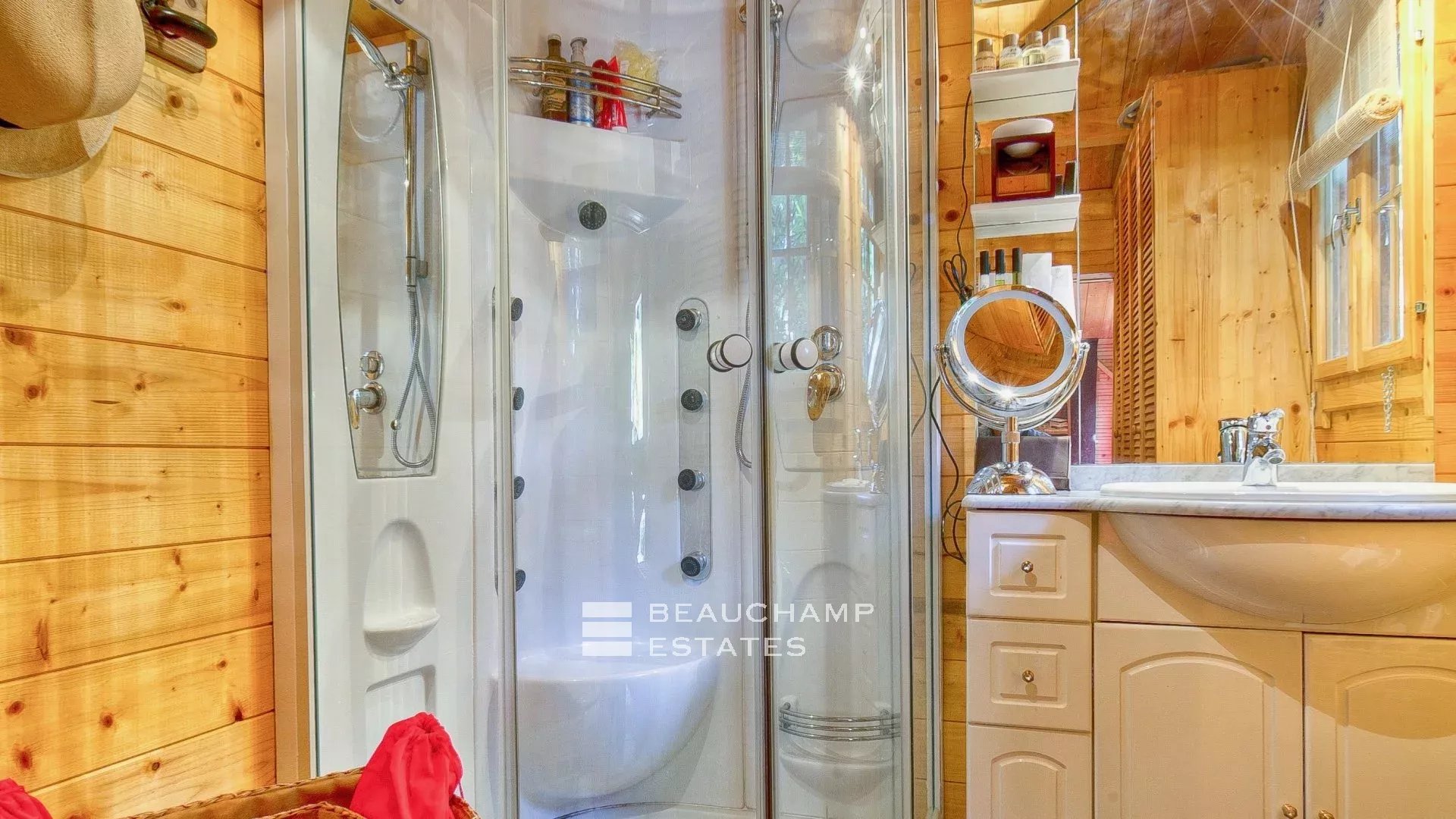 Cannes Californie – Superbe appartement avec jardin Cannes Californie – Stunning apartment with garden