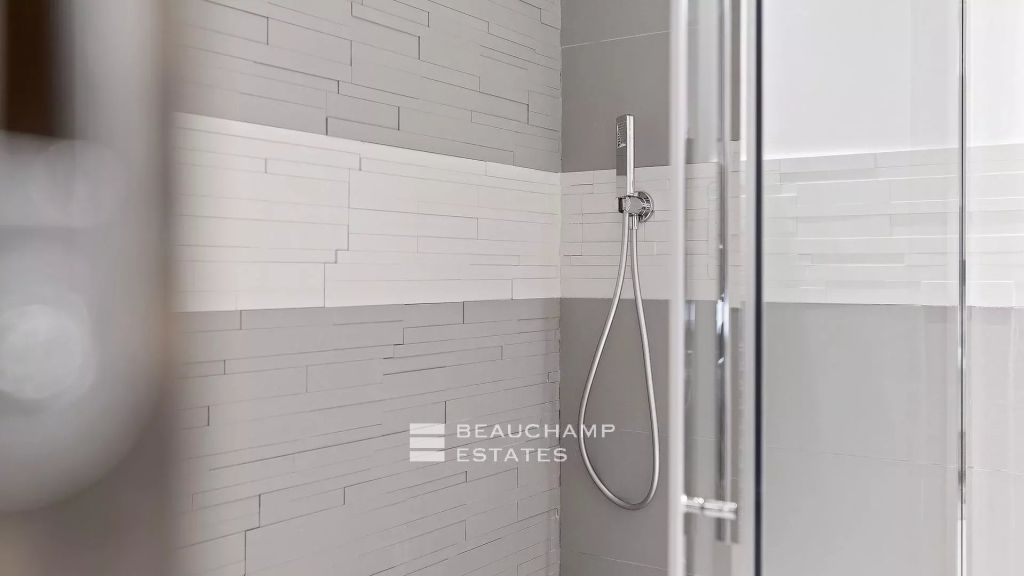 Cannes Center – 3 bedroom apartment in a luxury residence