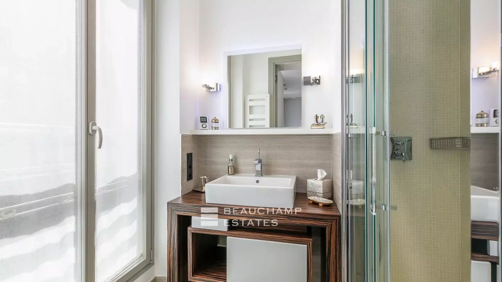 Cannes Center – 3 bedrooms Apartment with Terrace