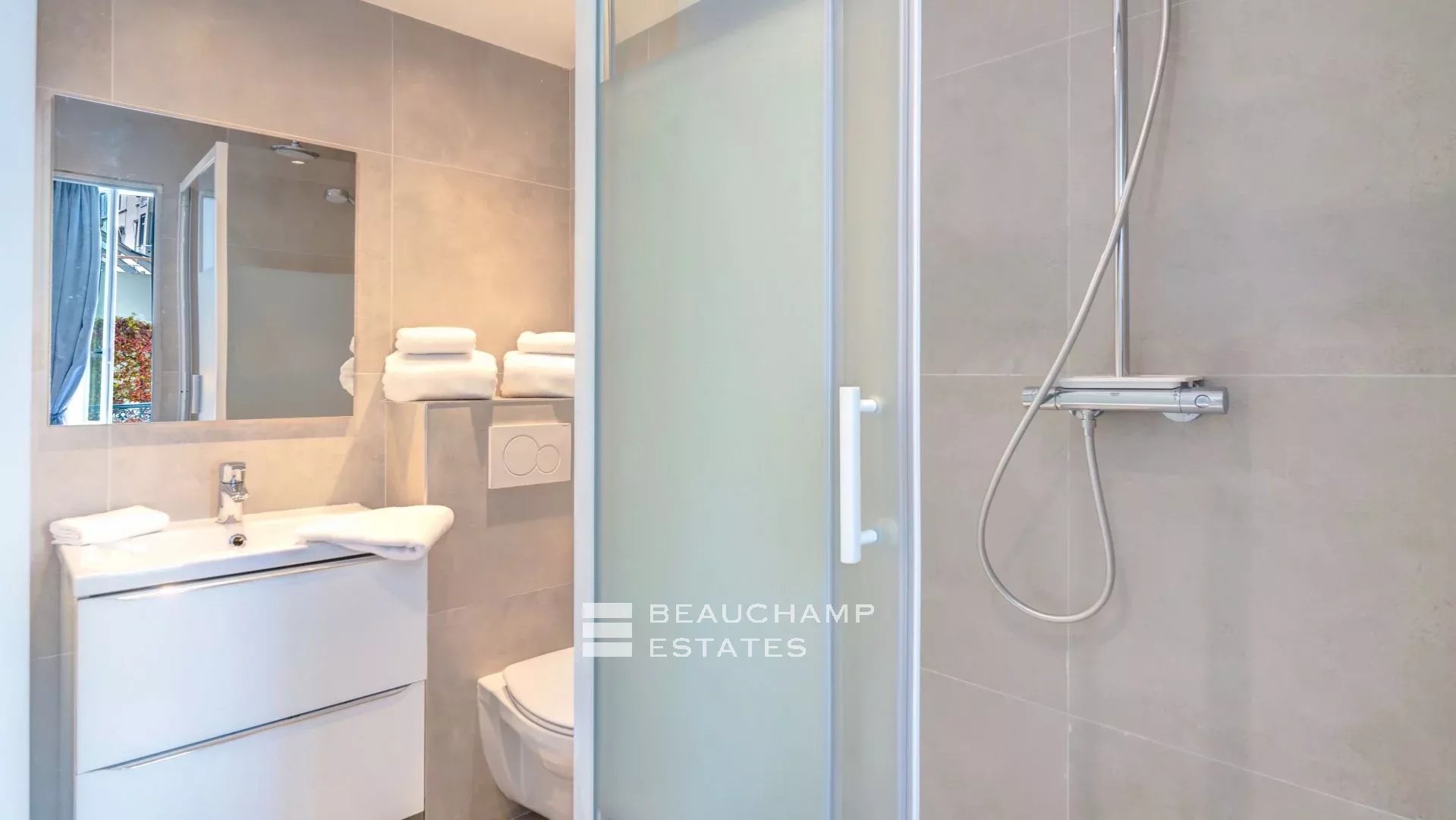 Cannes Center – 4 bedrooms apartment terrace Cannes Center – 4 bedrooms apartment terrace