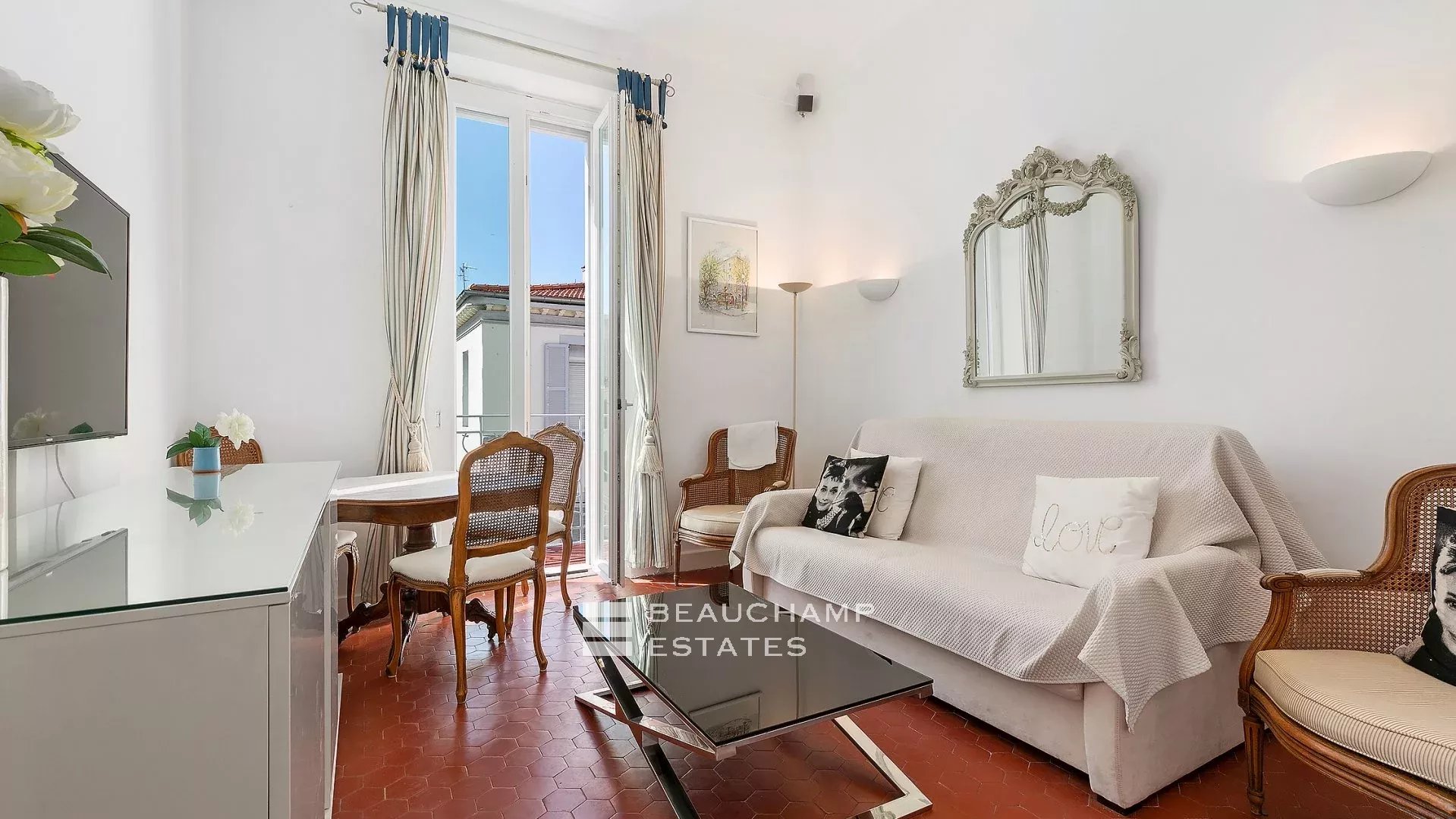 Cannes Center – Charming 2 bedrooms apartment Cannes Center – Charming 2 bedrooms apartment