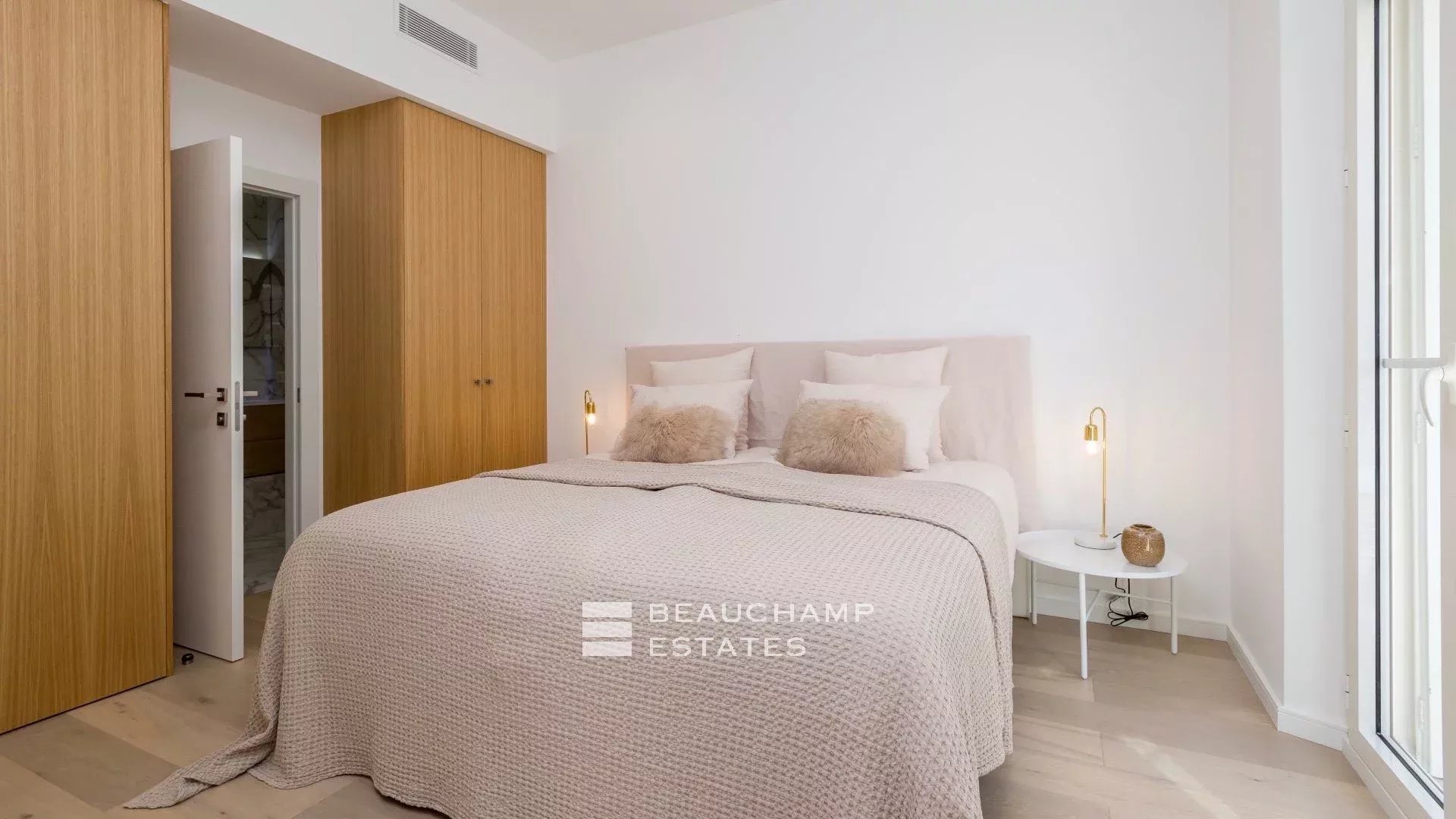 Cannes Center – Fantastic modern apartment Cannes Center – Fantastic modern apartment