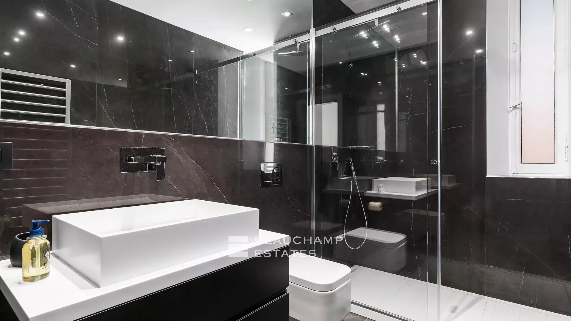 Cannes Center – Fantastic modern apartment Cannes Center – Fantastic modern apartment