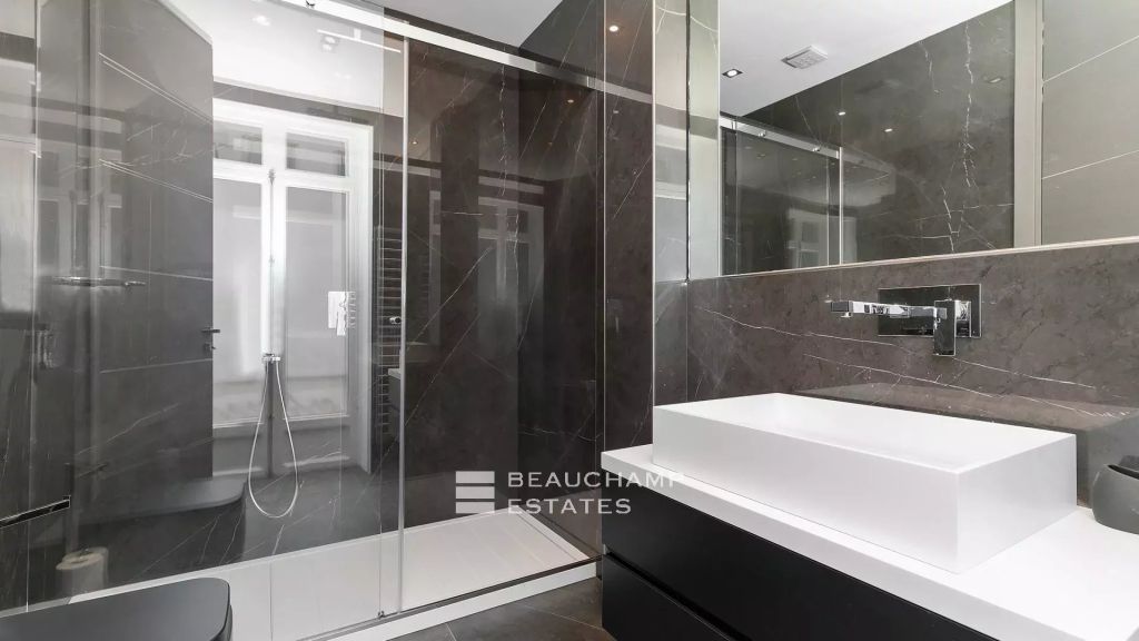 Cannes Center – Fantastic modern apartment