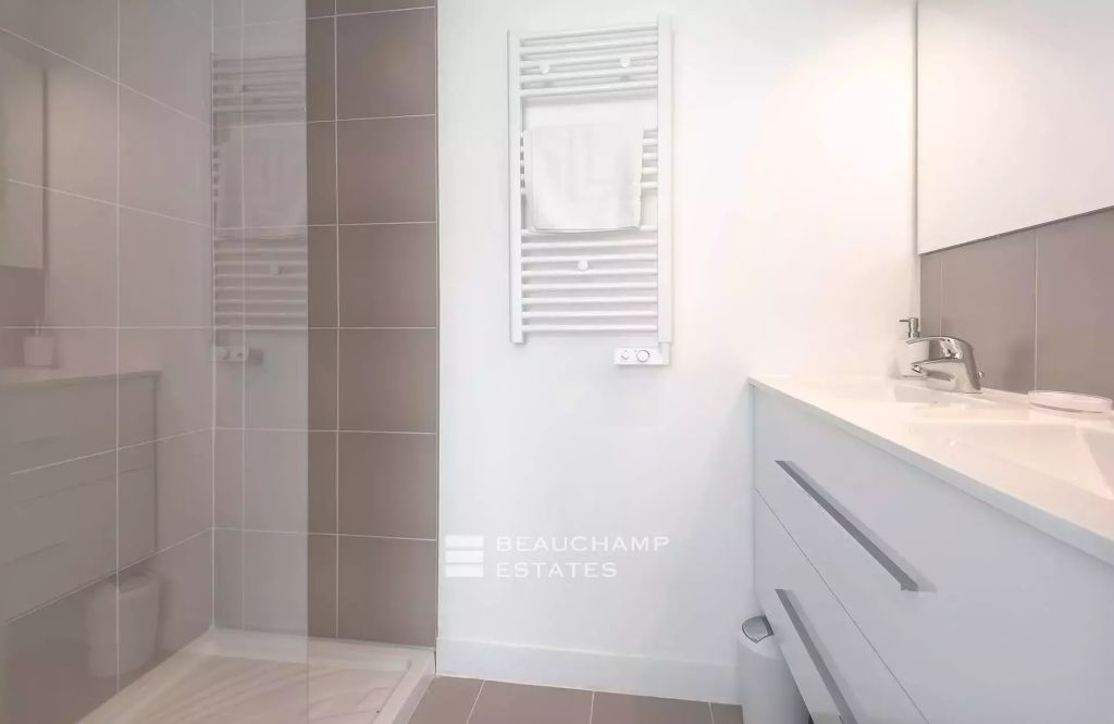 Cannes Center – Modern 2 Bedroom Apartment