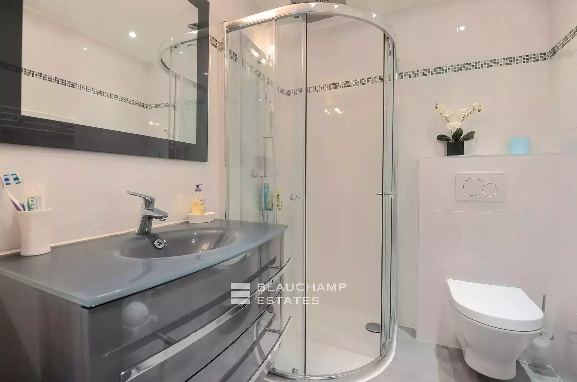 Cannes Center – New modern studio Cannes Center – New modern studio