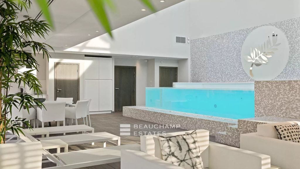 Cannes Center – Residence with Pool and Reception room
