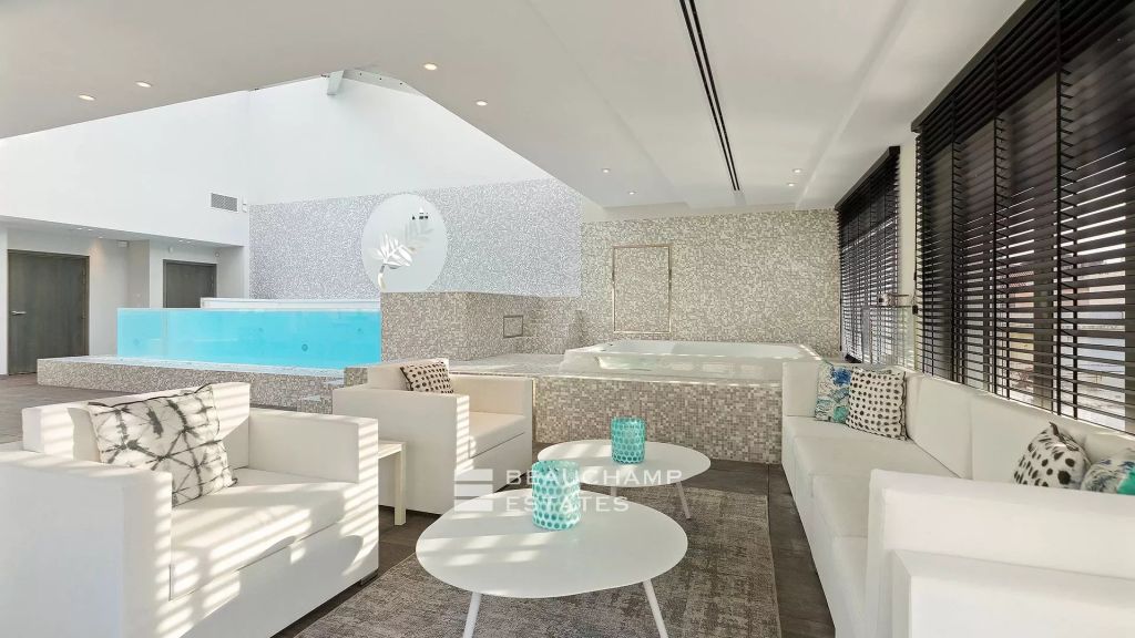 Cannes Center – Residence with Pool and Reception room