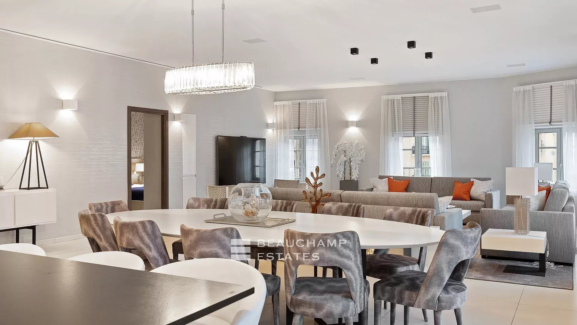 Cannes Center – Residence with Pool and Reception room Cannes Center – Residence with Pool and Reception room