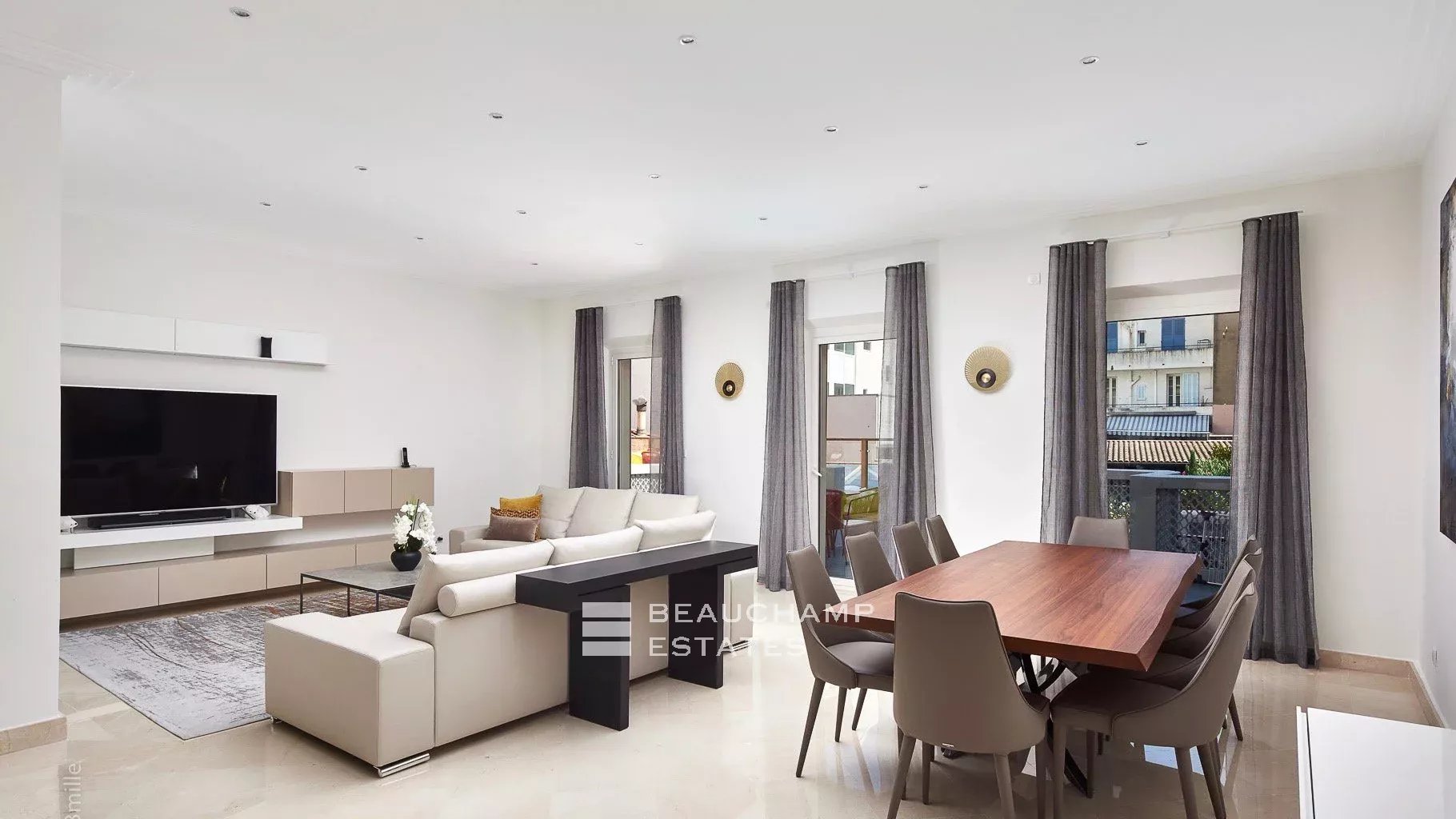 Cannes Center – Splendid apartment with large terrace Cannes Center – Splendid apartment with large terrace