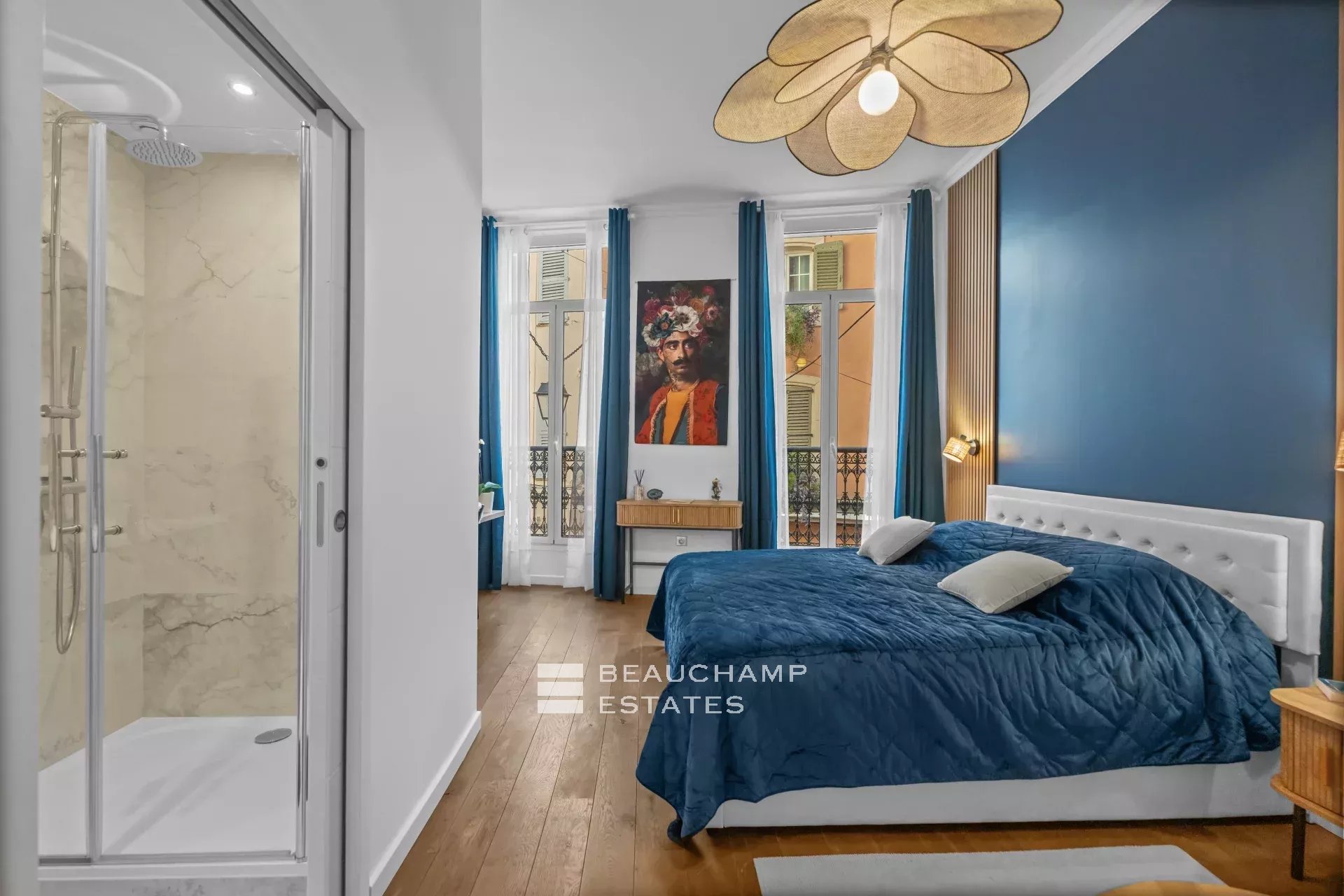 Cannes center – Superb fully renovated 2-room apartment Cannes center – Superb fully renovated 2-room apartment