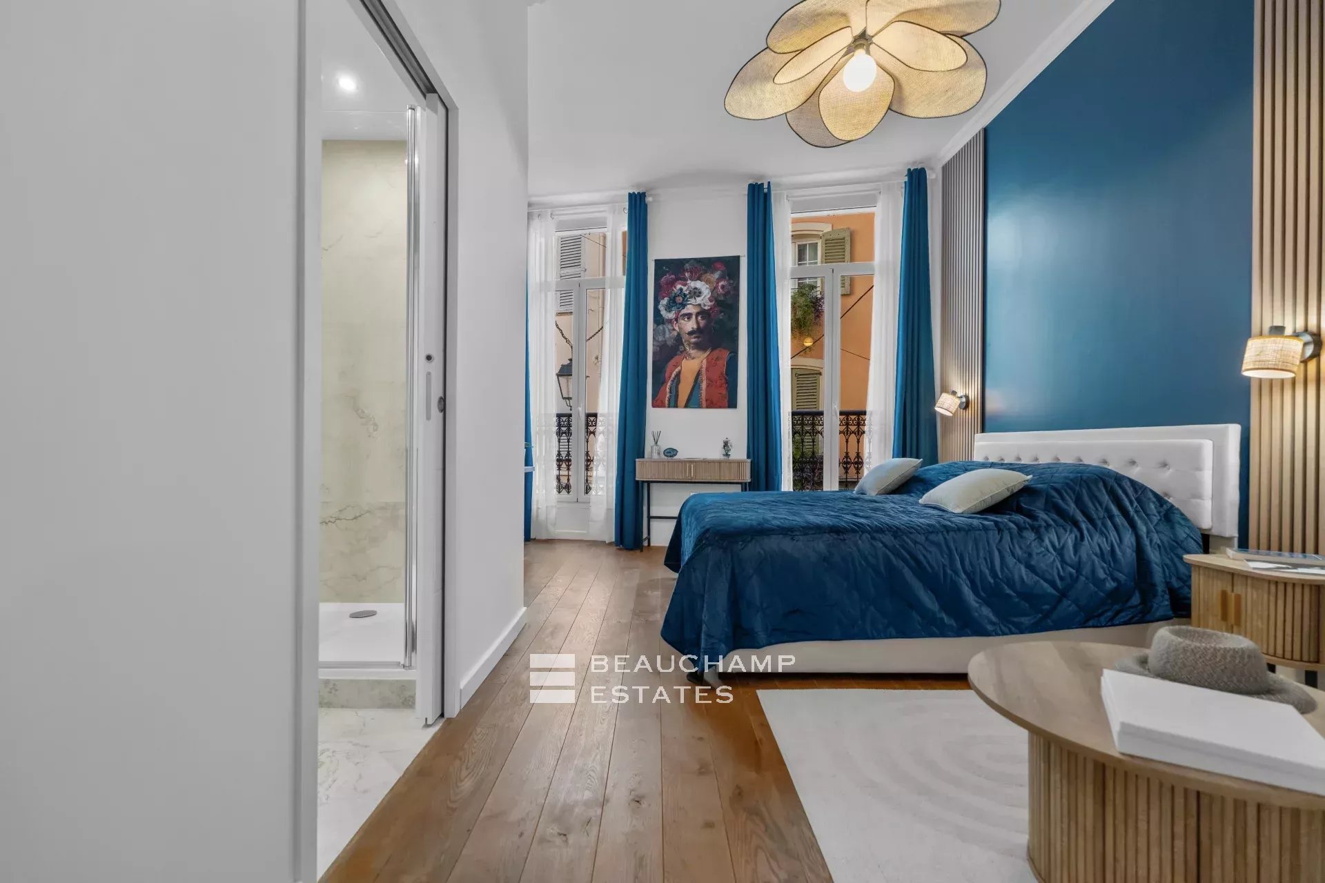 Cannes center – Superb fully renovated 2-room apartment Cannes center – Superb fully renovated 2-room apartment