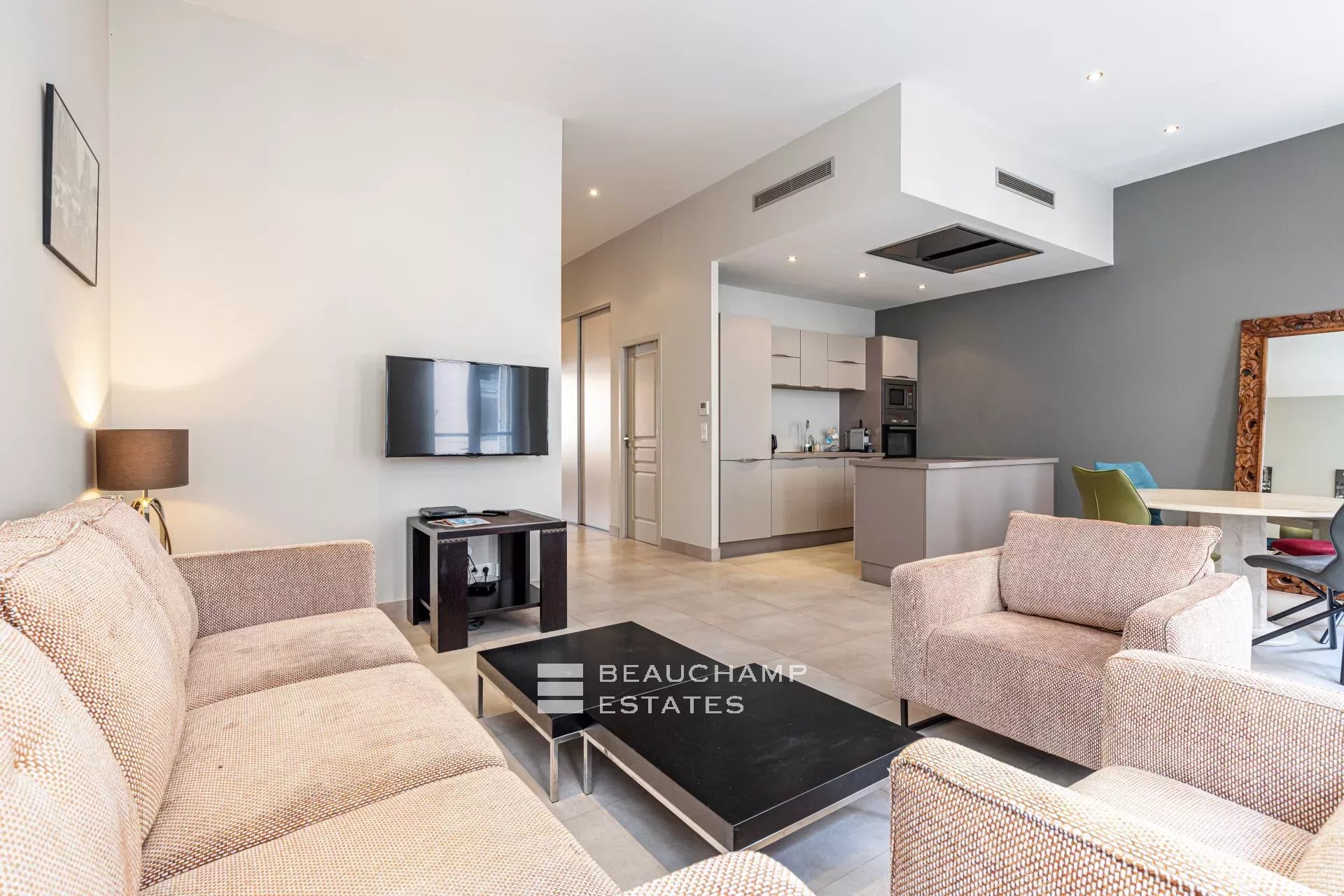 Cannes Centre – Gorgeous 2 Bedrooms Apartment Cannes Centre – Gorgeous 2 Bedrooms Apartment