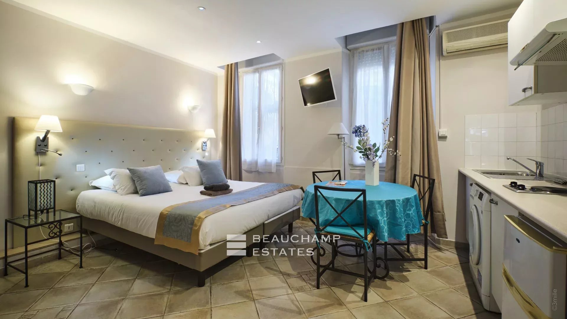 Cannes Centre – Résidence de 12 studios et terrasse commune Cannes Centre – Residence of 12 studios and common terrace