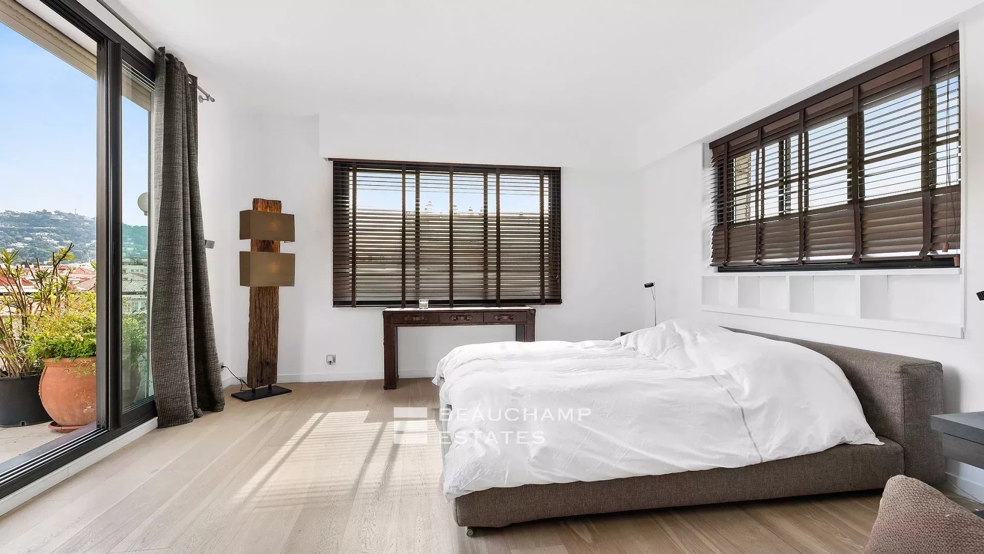 Cannes proche Croisette – Sublime appartement avec terrasses Cannes close Croisette – Apartment with Terrace