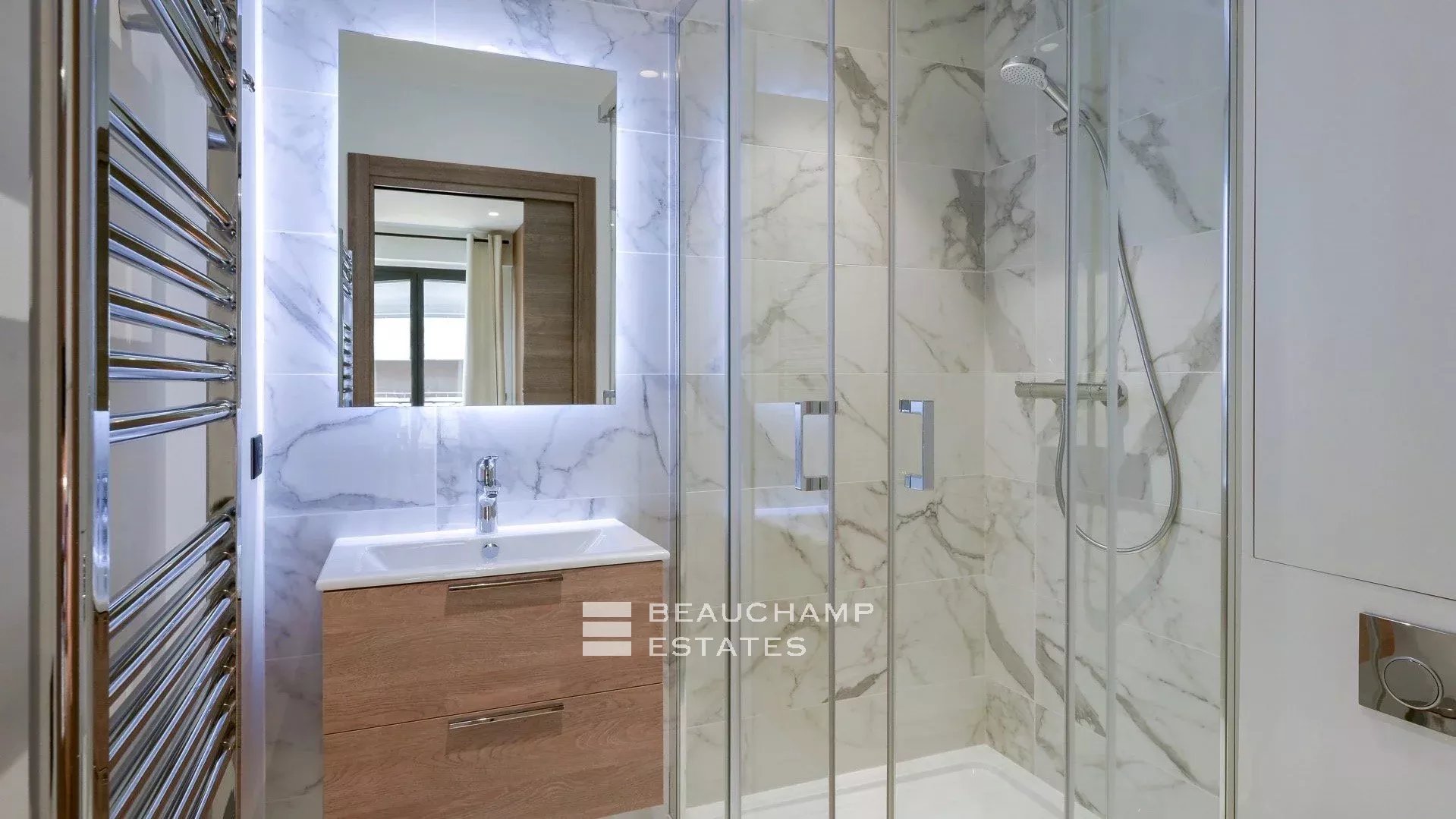 Cannes close to Croisette – Design 4 bedrooms Apartment Cannes close to Croisette – Design 4 bedrooms Apartment