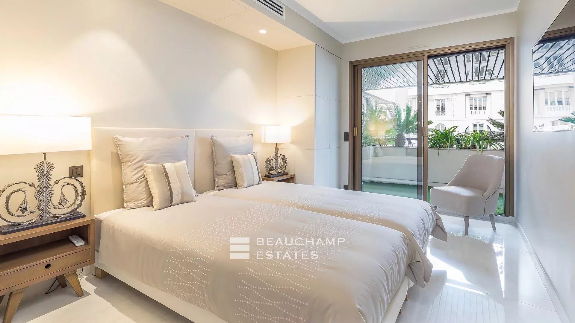 Cannes close to Croisette – Stunning 2 bedrooms apartment Cannes close to Croisette – Stunning 2 bedrooms apartment