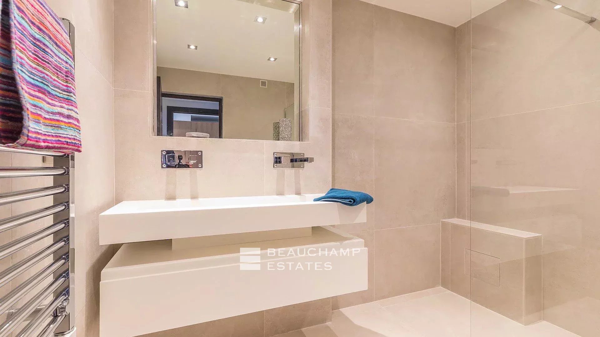 Cannes close to Croisette – Stunning 2 bedrooms apartment Cannes close to Croisette – Stunning 2 bedrooms apartment