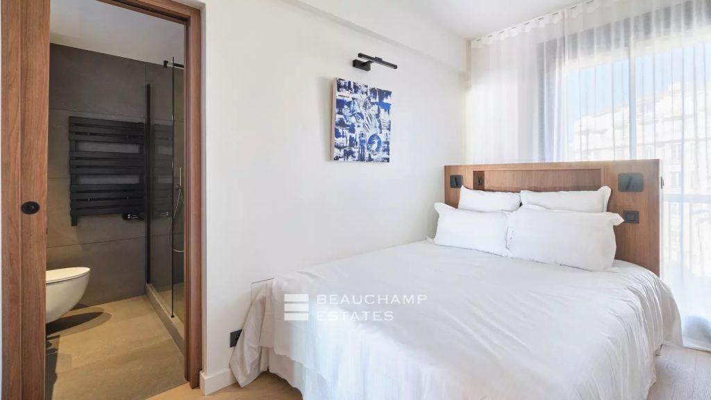 CANNES CROISETTE – 3 ROOMS RENOVATED PANORAMIC SEA VIEW