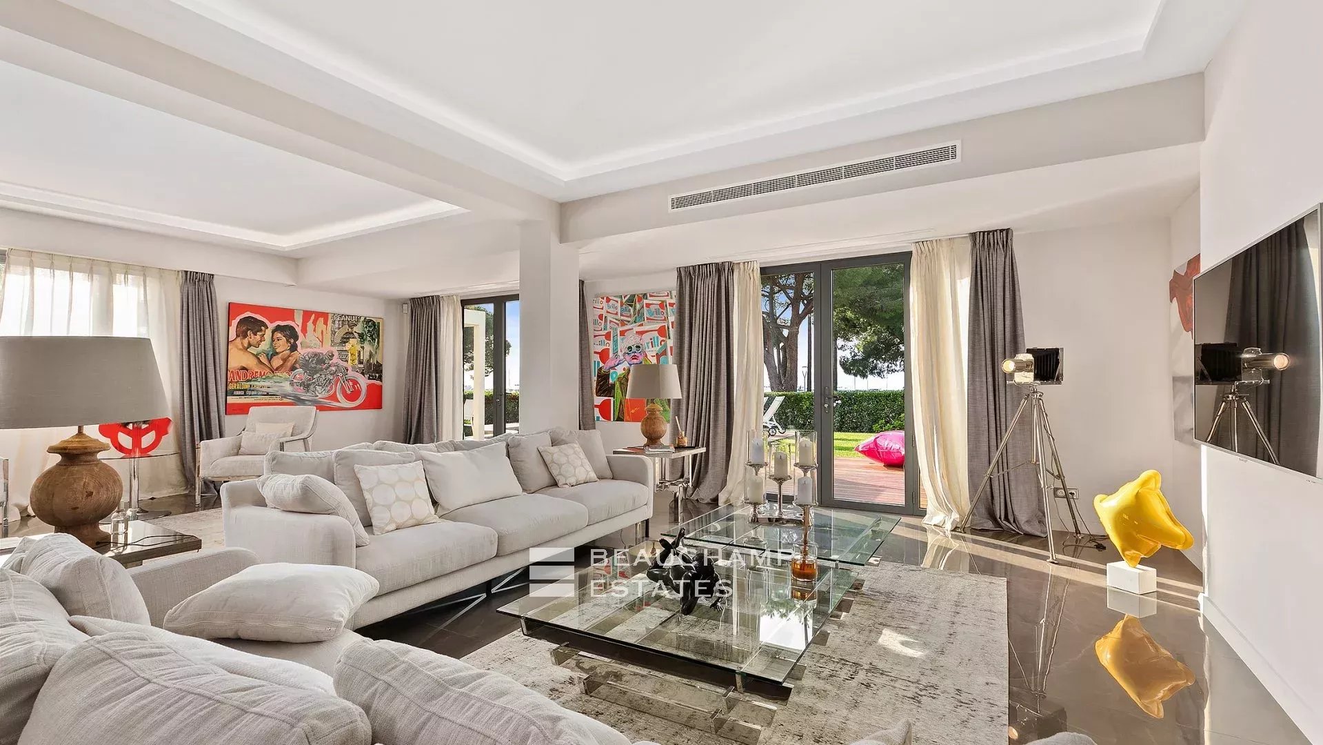 Cannes Croisette 5 bedrooms villa Cannes Croisette 5 bedrooms villa