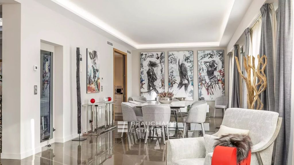Cannes Croisette 5 bedrooms villa