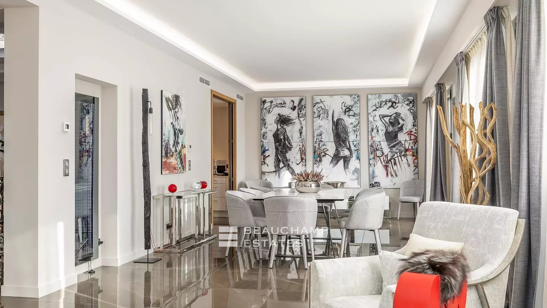 Cannes Croisette 5 bedrooms villa Cannes Croisette 5 bedrooms villa