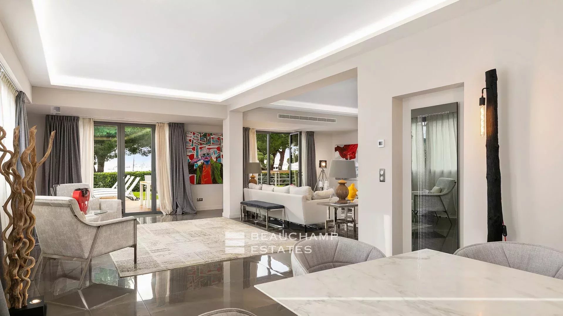 Cannes Croisette 5 bedrooms villa Cannes Croisette 5 bedrooms villa