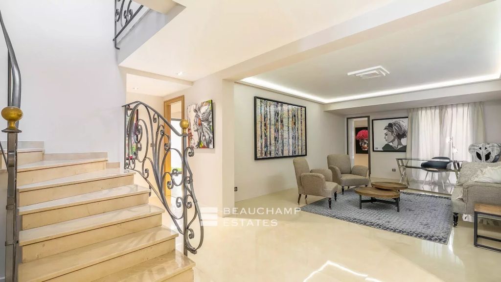 Cannes Croisette 5 bedrooms villa
