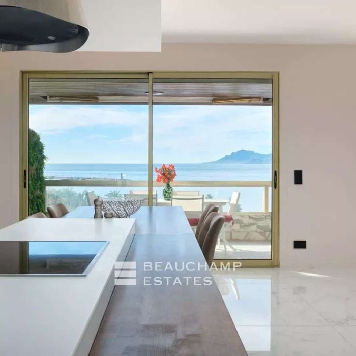 Cannes croisette – appartement avec vue mer panoramique
