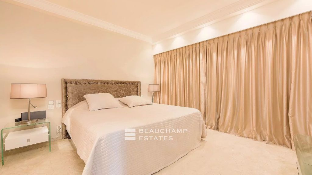 Cannes Croisette – Beautiful 3 bedrooms Apartment