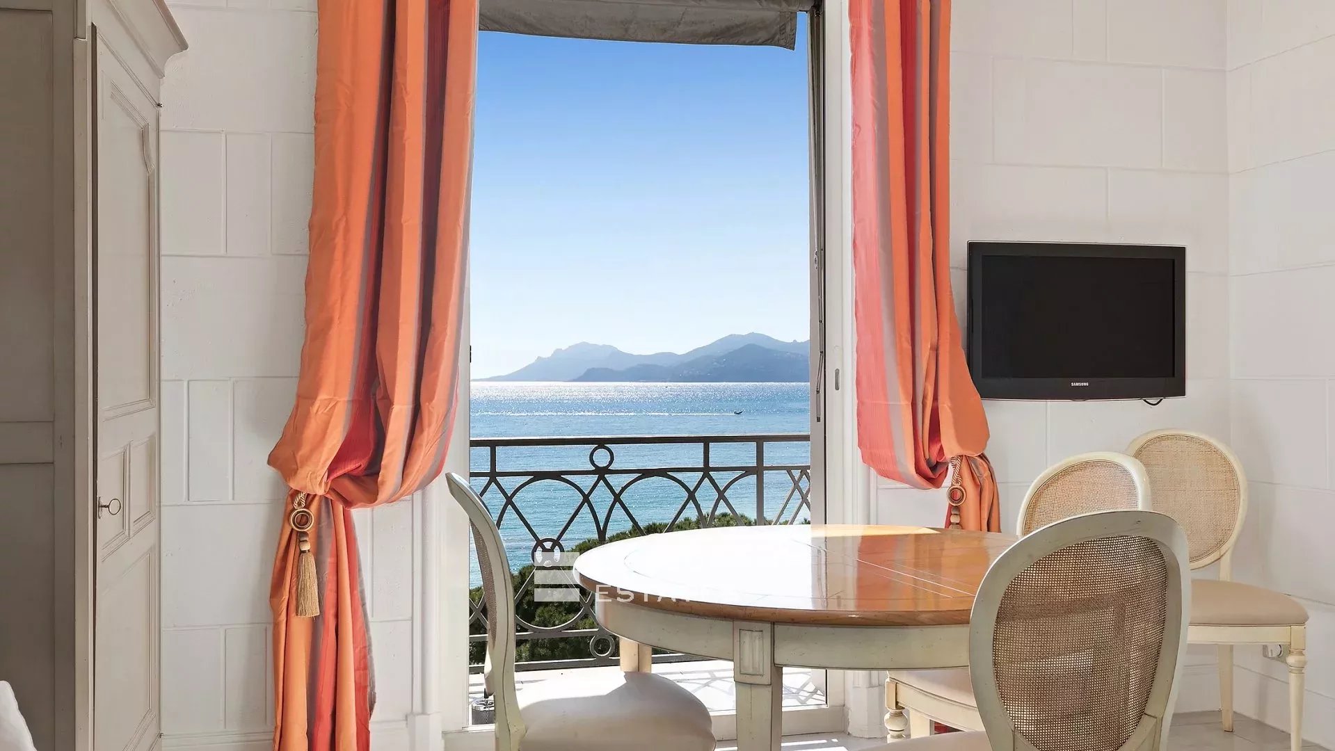 Cannes Croisette – Charming 1 Bedroom Cannes Croisette – Charming 1 Bedroom