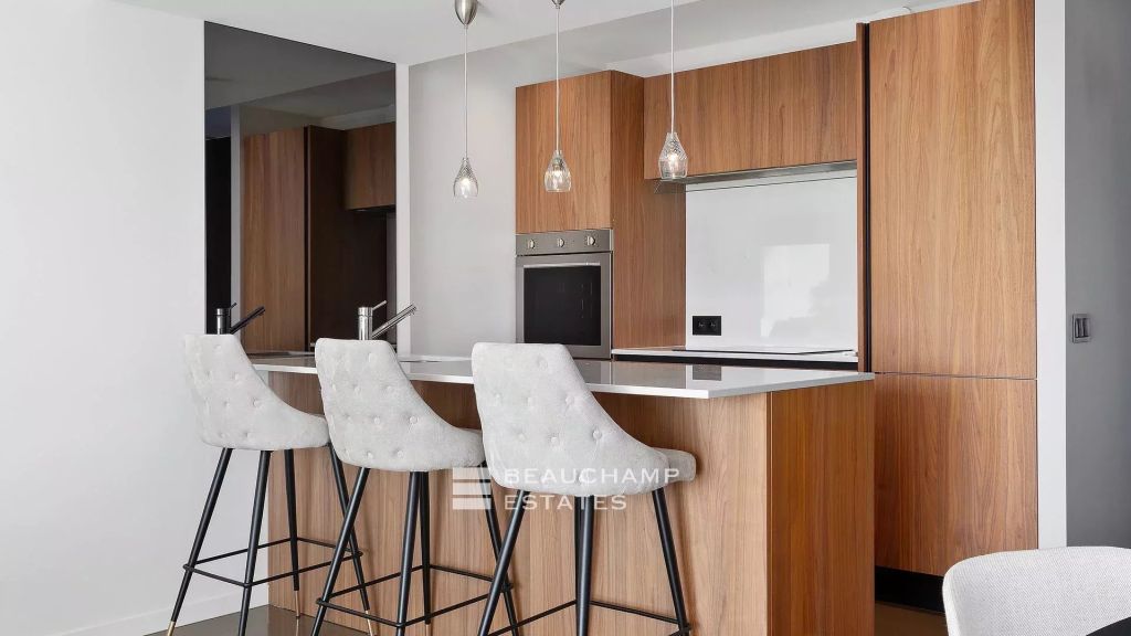 Cannes Croisette – Sumptuous 3 Bedrooms Apartment