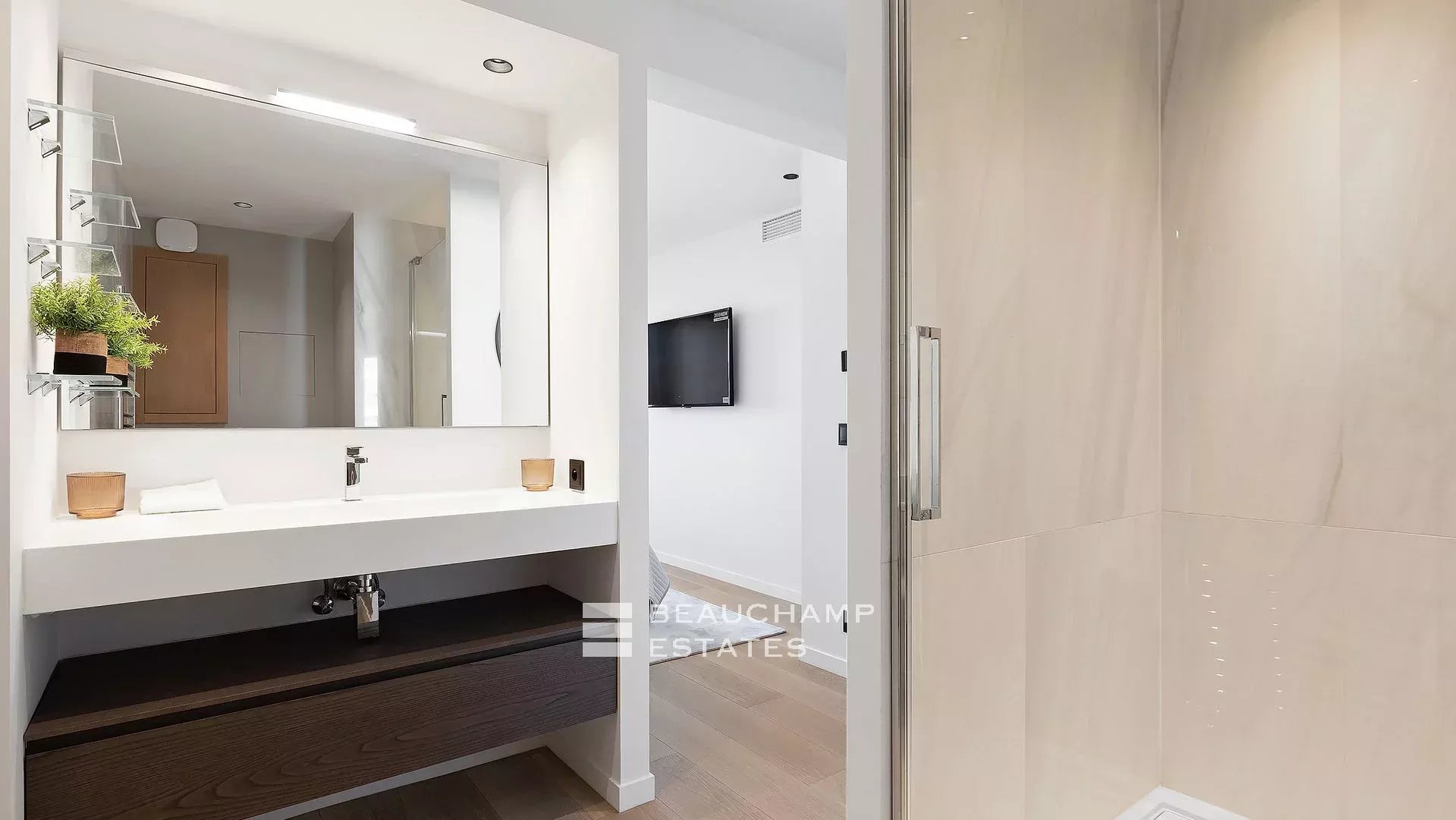 Cannes Croisette – Sumptuous 3 Bedrooms Apartment Cannes Croisette – Sumptuous 3 Bedrooms Apartment