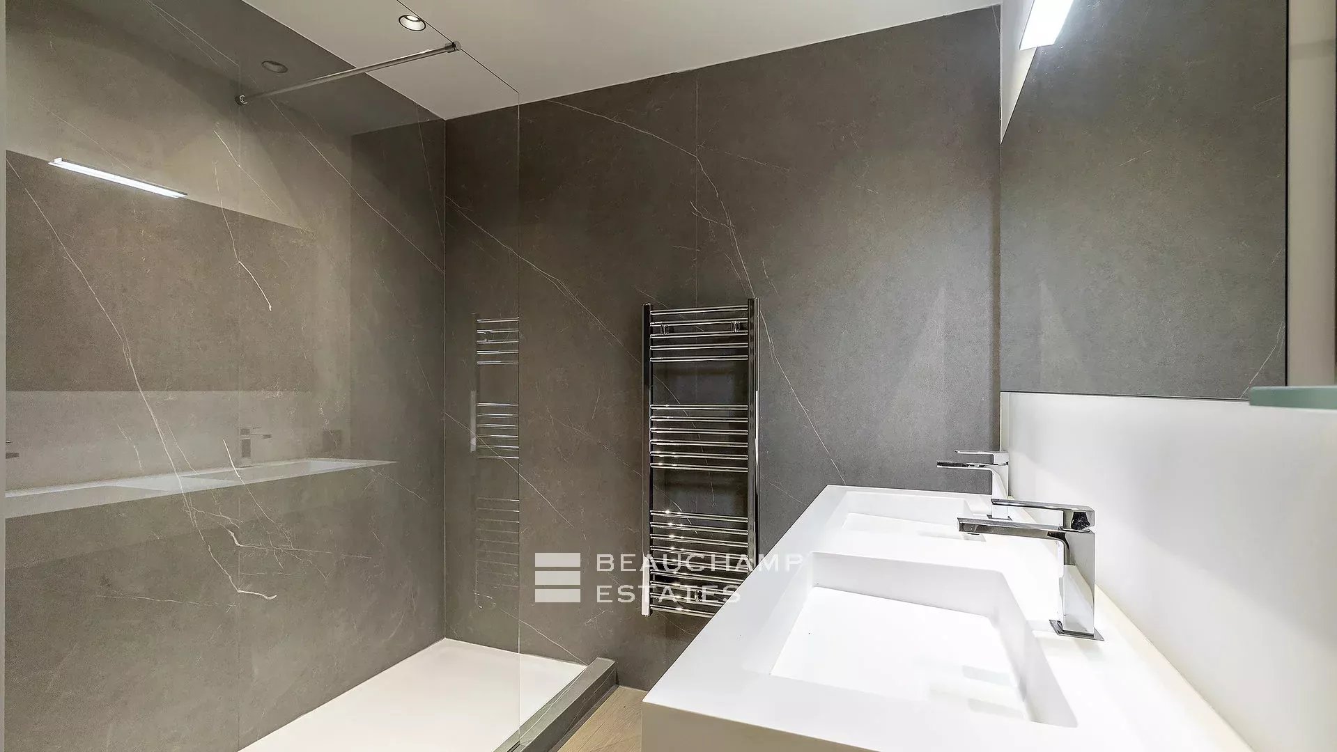 Cannes Croisette – Sumptuous 3 Bedrooms Apartment Cannes Croisette – Sumptuous 3 Bedrooms Apartment