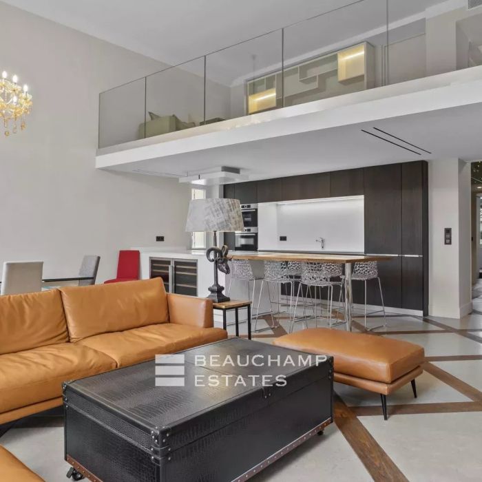Cannes Moure Rouge – Magnifique appartement duplex entièrement rénové