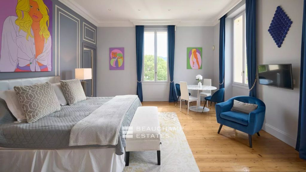 Cannes – Superb Villa Belle Epoque located near of center – 10 Bedrooms