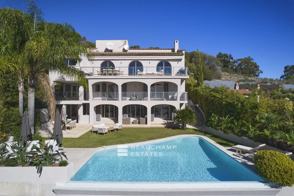 Cannes – View of the Lerrins Islands – 5 bedrooms